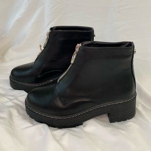 SEVEN 7 footwear Zoe Platform Black Faux Leather Chunky Ankle Boots size 11M